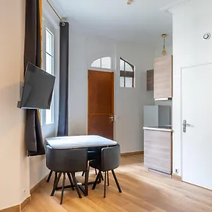 Appartement Metro Alexandre Dumas, Paris